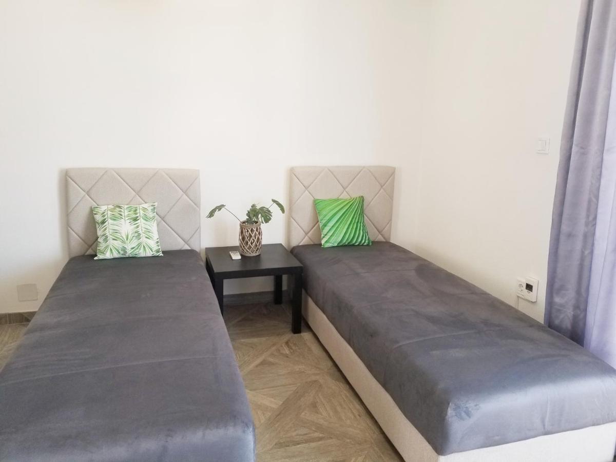 Aparthotel Monterria Bar Kültér fotó