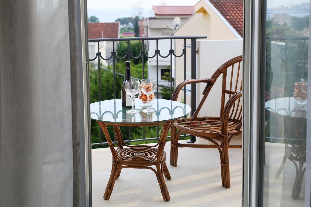 Aparthotel Monterria Bar Kültér fotó