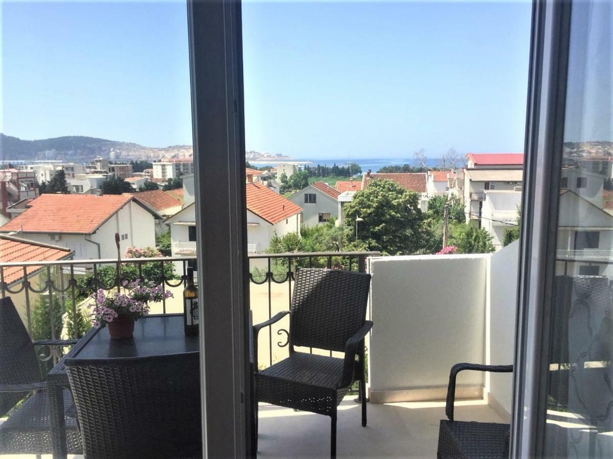 Aparthotel Monterria Bar Kültér fotó
